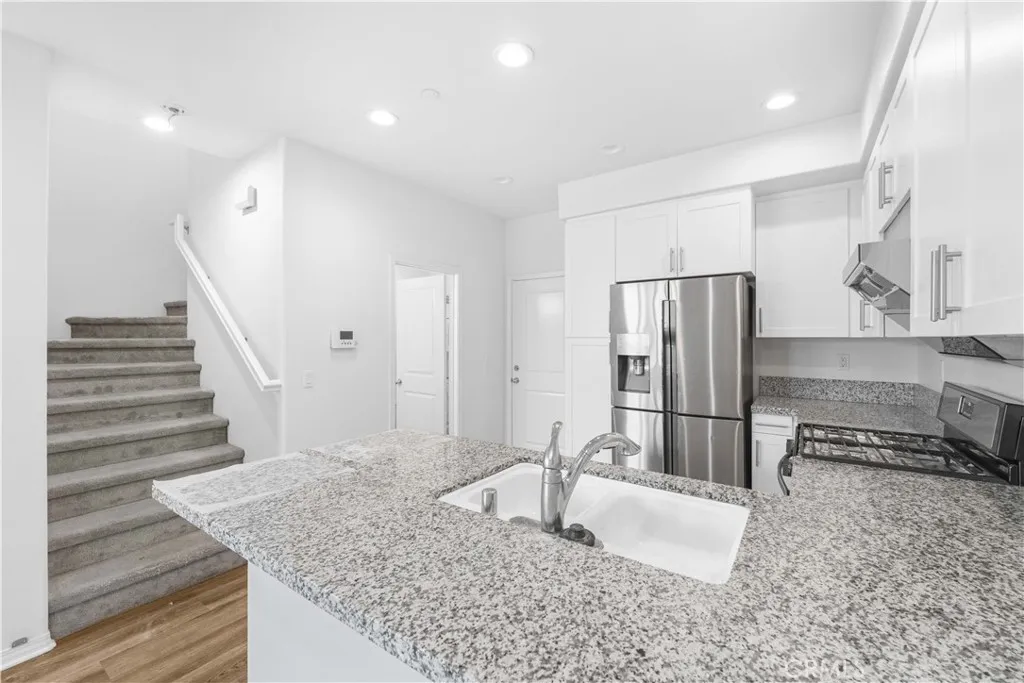 5657 Mcculloch Avenue 102, Temple City, California 91780 home-pic-7